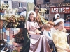 parade-showing-hastons